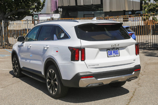 New 2026 Kia Sorento EX AWD/4WD image 14