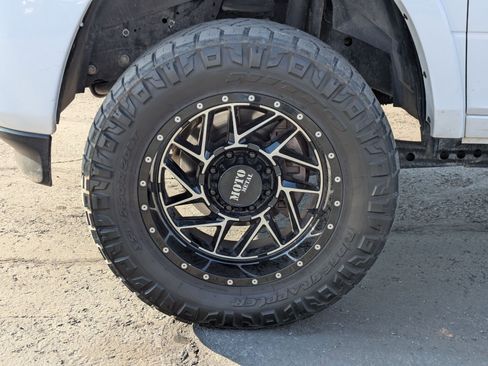 Used 2022 RAM 3500 Laramie w/ Night Edition image 13