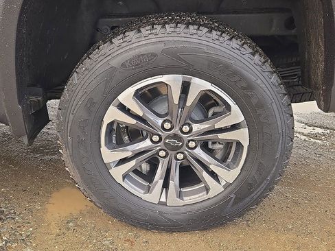 Used 2022 Chevrolet Colorado Z71 image 12