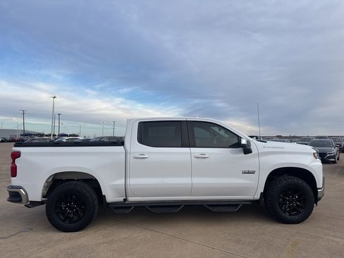 Used 2021 Chevrolet Silverado 1500 LT image 8