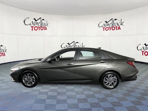 Used 2024 Hyundai Elantra SEL image 5