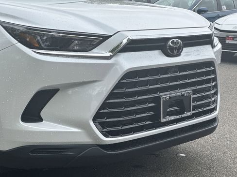 New 2026 Toyota Grand Highlander AWD image 13