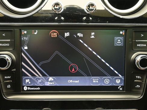 Used 2020 Bentley Bentayga image 15