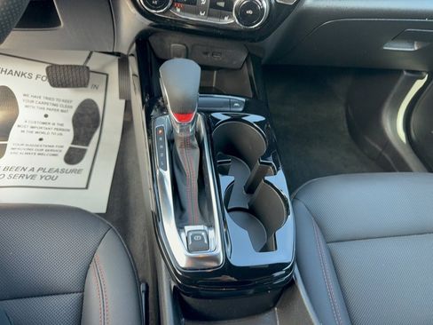 Used 2024 Chevrolet Trax RS w/ Driver Confidence Package image 21