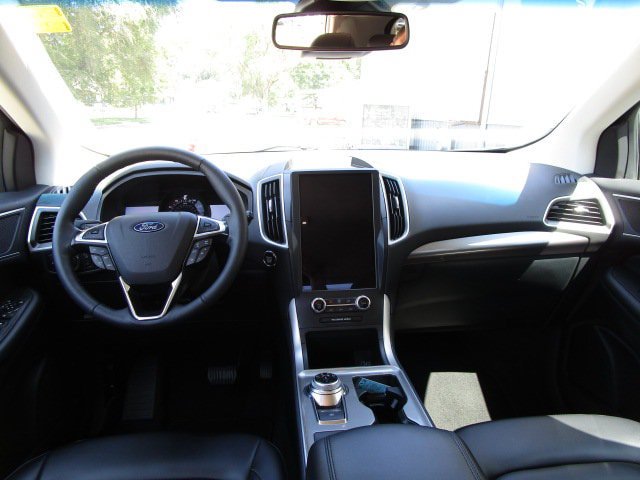 Used 2023 Ford Edge SEL w/ Convenience Package AWD/4WD image 12