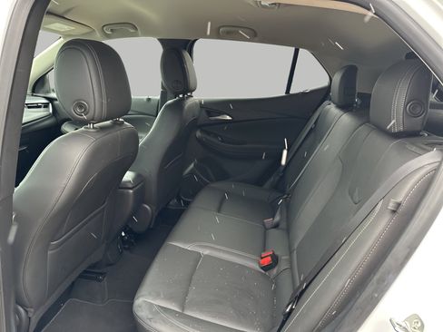 Certified 2024 Buick Encore GX Sport Touring image 25