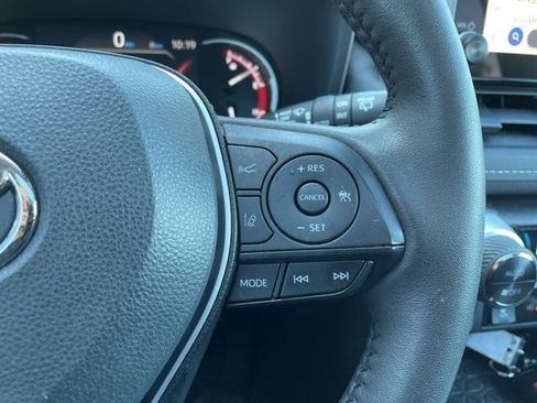 Used 2023 Toyota RAV4 XLE image 17