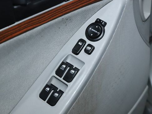 Used 2011 Hyundai Veracruz GLS image 19