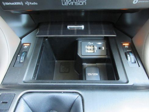 Used 2022 Lexus GX 460 Luxury w/ Off Road Package AWD/4WD image 50