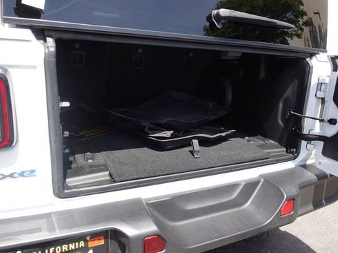 Used 2023 Jeep Wrangler Unlimited w/ Sun & Screen Package AWD/4WD image 25