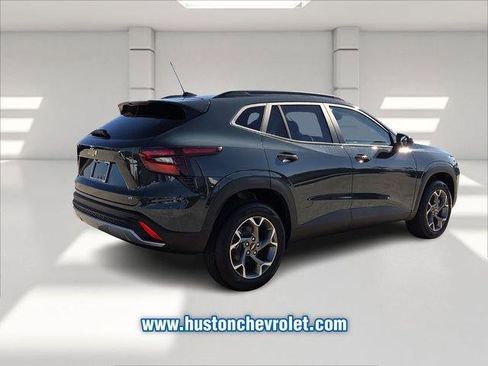 New 2026 Chevrolet Trax LT image 9