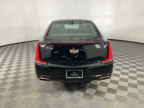 Used 2018 Cadillac XTS Luxury w/ Driver Awareness Package image 5
