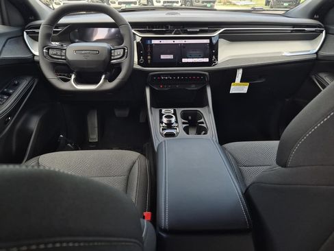 New 2026 Jeep Cherokee Laredo AWD/4WD image 17