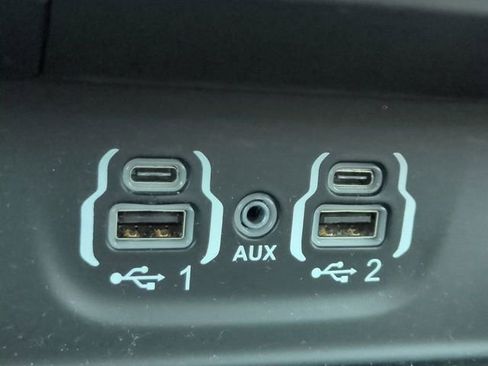 Used 2023 RAM 1500 Laramie image 22