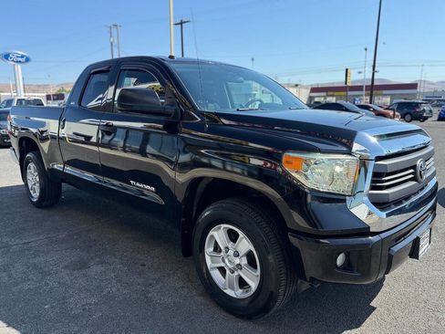 Used 2016 Toyota Tundra SR5 AWD/4WD image 2
