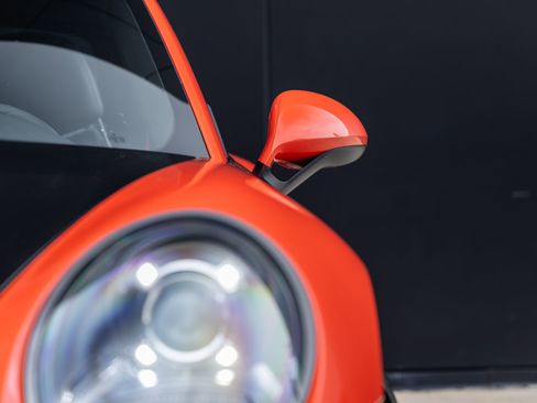 Certified 2018 Porsche 911 GT3 RWD image 24