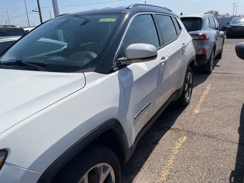 Used 2019 Jeep Compass Limited image 5