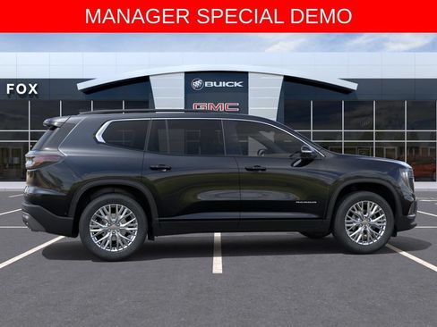 Used 2026 GMC Acadia Elevation w/ Elevation Premium Package AWD/4WD image 5