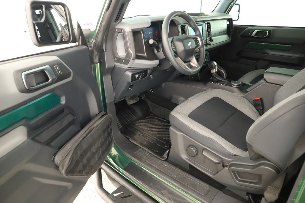 Used 2023 Ford Bronco 2-Door AWD/4WD image 14