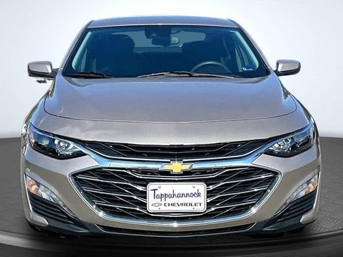Used 2024 Chevrolet Malibu LT FWD image 2