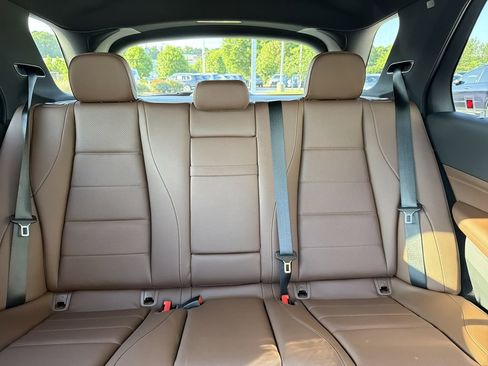 Certified 2025 Mercedes-Benz GLE 450 4MATIC w/ Winter Package image 28