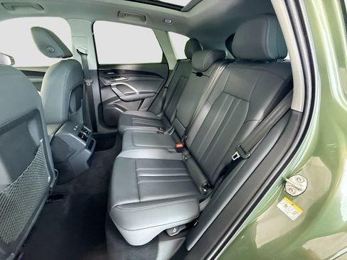 Certified 2025 Audi Q5 Premium w/ Premium Plus AWD/4WD image 21