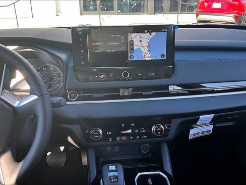 New 2026 Mitsubishi Outlander AWD image 6