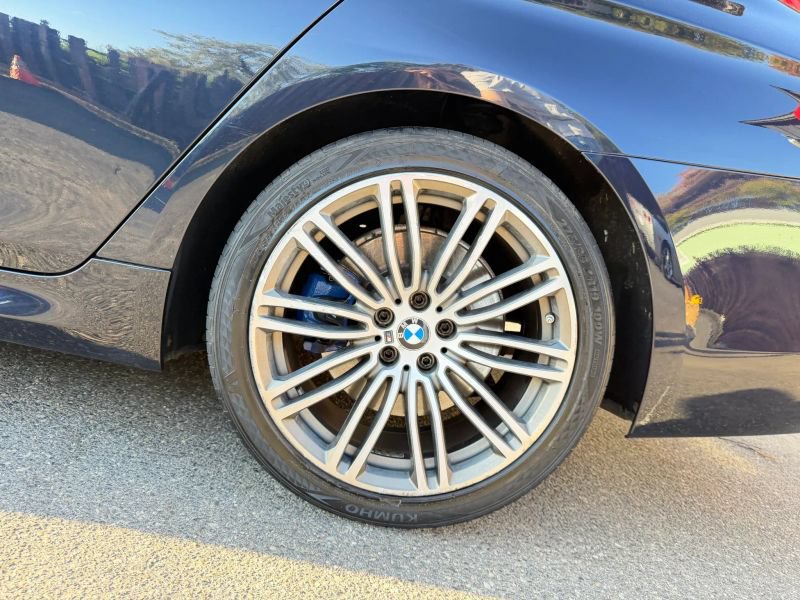 Used 2018 BMW M550i xDrive AWD/4WD image 38