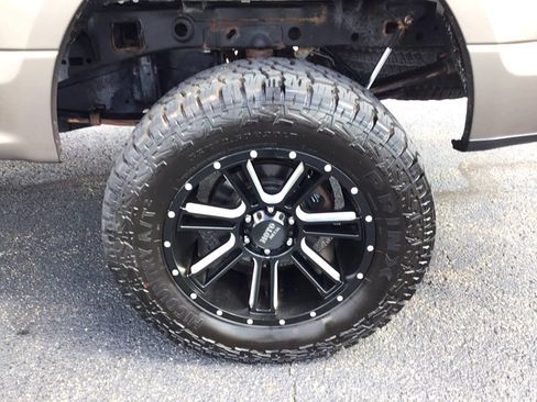 Used 2018 Ford F150 XLT AWD/4WD image 7