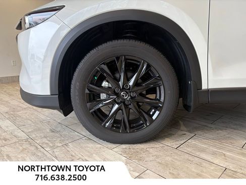 Used 2025 MAZDA CX-5 Carbon Edition image 6