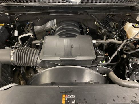 Used 2023 Chevrolet Silverado 2500 LT w/ Convenience Package image 4