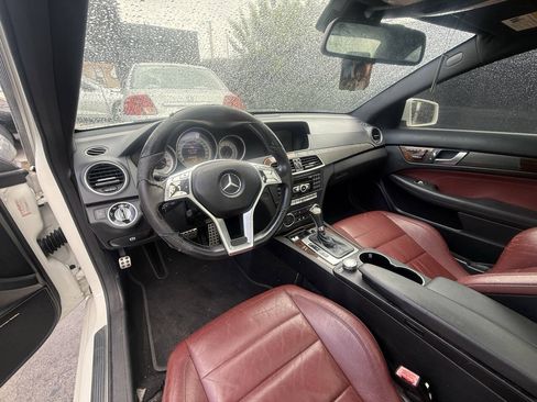Used 2012 Mercedes-Benz C 250 Coupe image 6