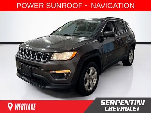 Used 2018 Jeep Compass Latitude w/ Popular Equipment Group image 1