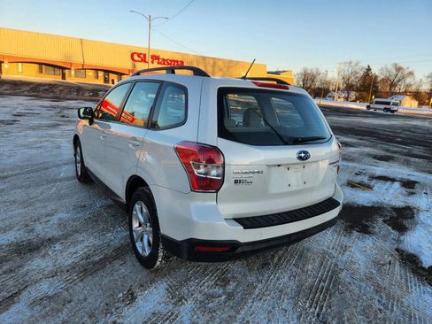 Used 2015 Subaru Forester 2.5i w/ Alloy Wheel Package image 3