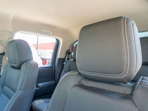 Used 2022 Nissan Frontier SV image 20