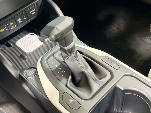 New 2025 Kia K4 GT-Line image 17