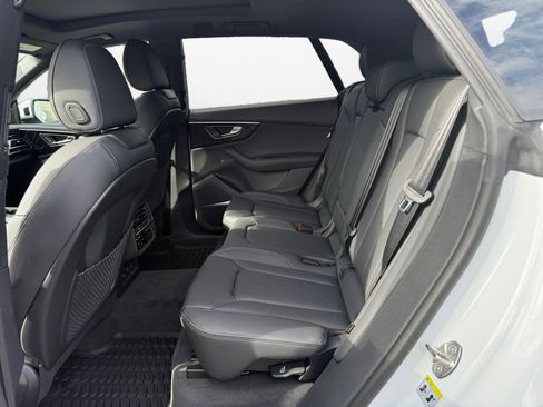 New 2026 Audi Q8 Premium Plus image 13