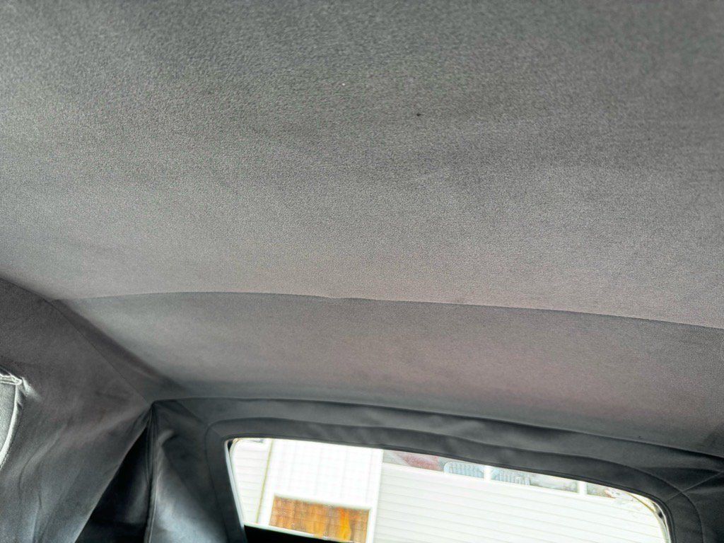 Used 1989 Chrysler LeBaron Premium FWD image 27