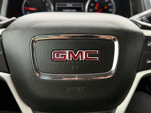 Used 2019 GMC Acadia SLT FWD image 26