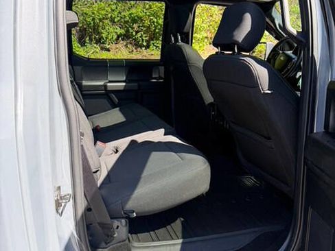 Used 2019 Ford F150 XLT w/ Equipment Group 302A Luxury AWD/4WD image 16