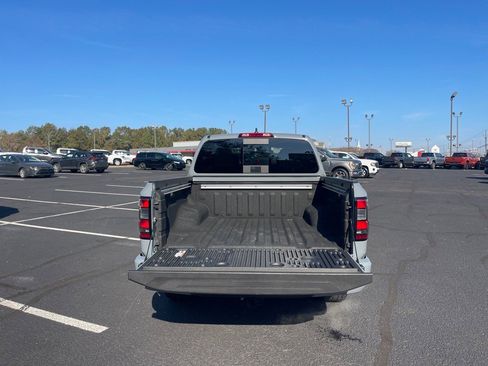 Used 2023 Nissan Frontier Pro-X w/ Pro Convenience Package image 16