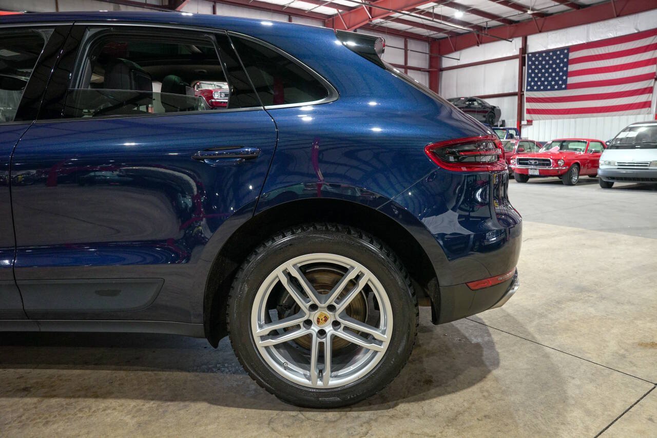Used 2018 Porsche Macan AWD/4WD image 5