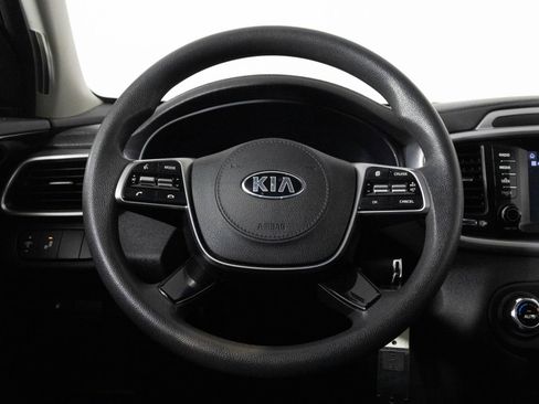 Used 2019 Kia Sorento LX image 27