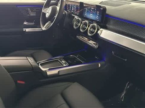 Certified 2025 Mercedes-Benz GLB 250 4MATIC image 86