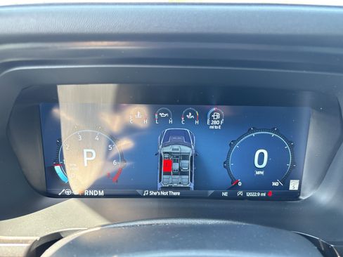 Used 2025 Ford F150 Raptor image 33