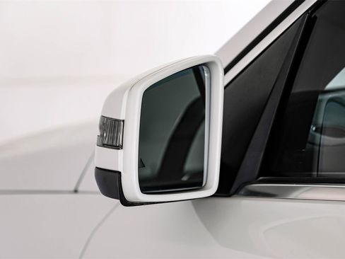 Used 2015 Mercedes-Benz GL 320 BlueTEC 4MATIC image 46