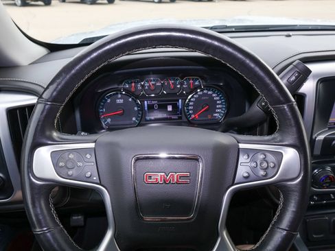 Used 2018 GMC Sierra 1500 SLT AWD/4WD image 17