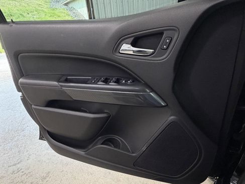 Used 2016 GMC Canyon SLE w/ All Terrain Adventure Package image 34