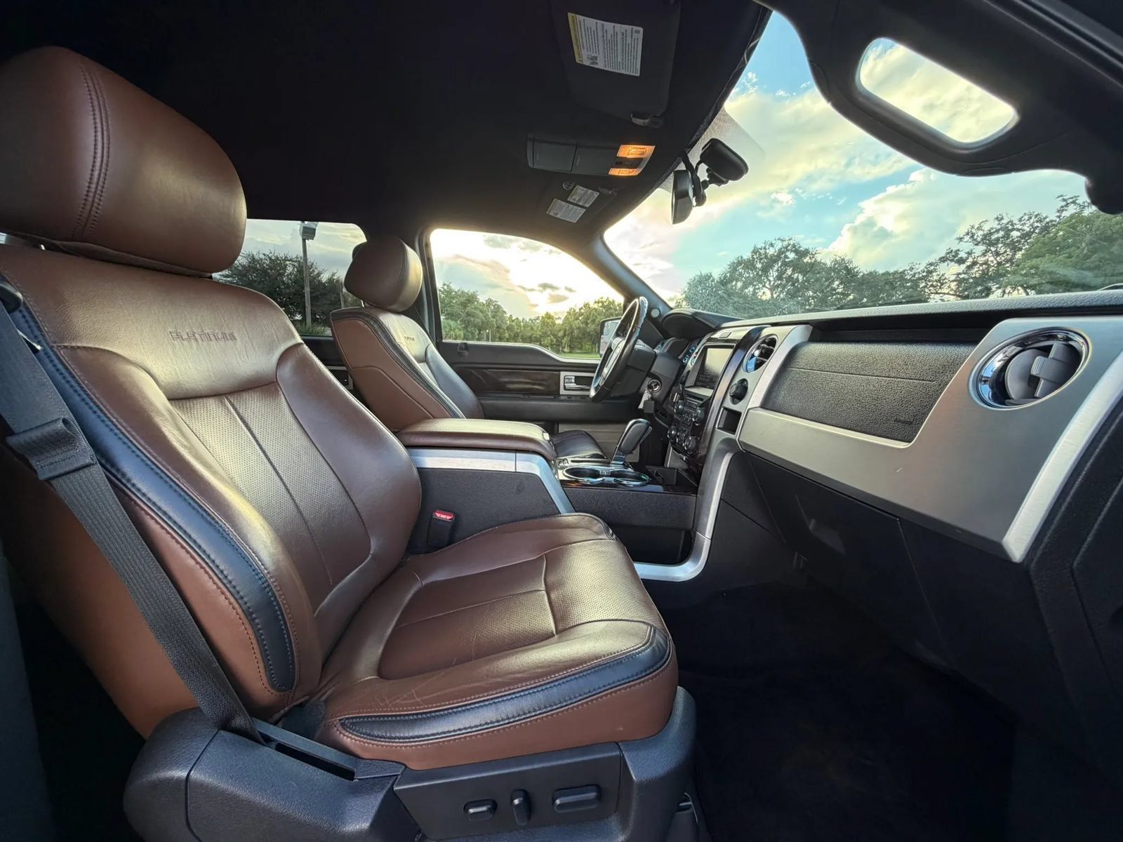 Used 2014 Ford F150 Platinum AWD/4WD image 17