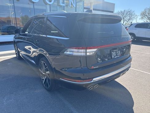 Used 2025 Lincoln Aviator Black Label AWD/4WD image 3